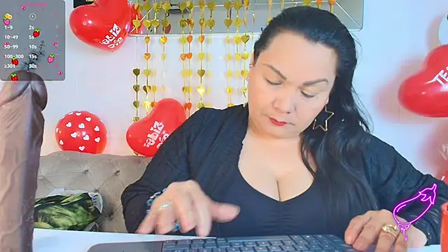 Snapshot of EllenaBoobs_ chatting on 12, 9, 2025 EllenaBoobs online show from 12, 9, 2025