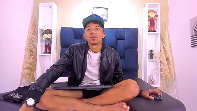 Snapshot of Gregory_Sforza chatting on 28, 9, 2025 Gregory Sforza online show from 28, 9, 2025