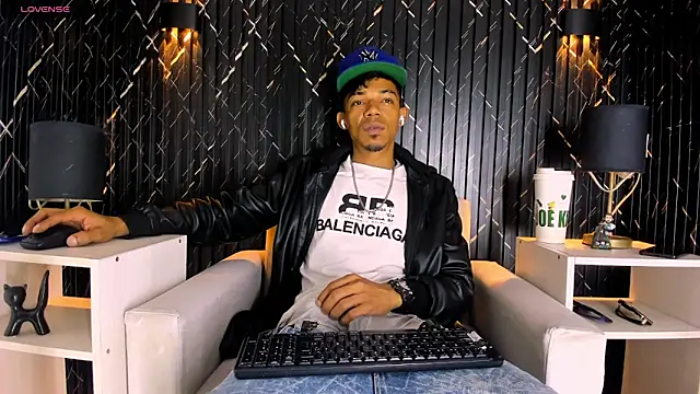 Snapshot of Gregory_Sforza chatting on 6, 10, 2025 Gregory Sforza online show from 6, 10, 2025