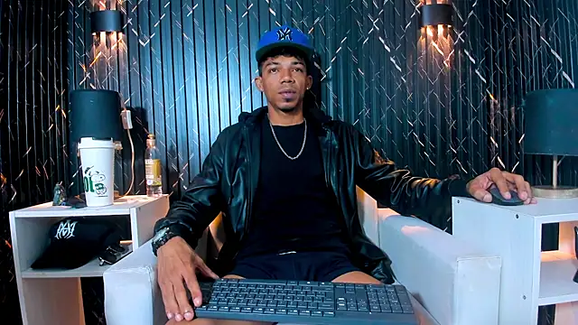 Snapshot of Gregory_Sforza chatting on 13, 10, 2025 Gregory Sforza online show from 13, 10, 2025