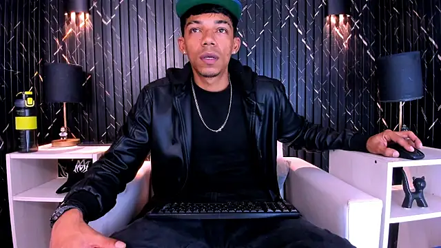 Snapshot of Gregory_Sforza chatting on 29, 11, 2025 Gregory Sforza online show from 29, 11, 2025