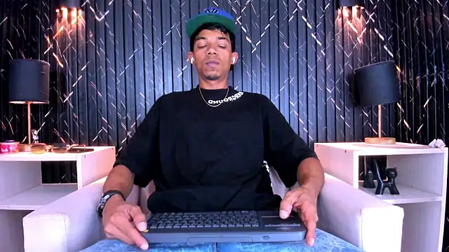 Gregory Sforza online show from 22, 12, 2025