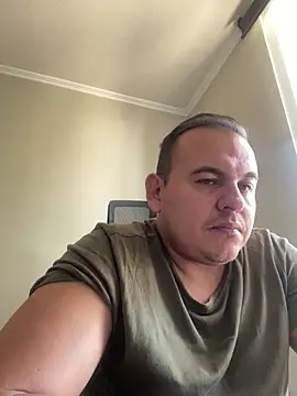Snapshot of Gusta_bi chatting on 10, 3, 2025 Gusta bi online show from 10, 3, 2025