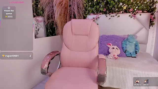 Abby Piink online show from 5, 12, 2025