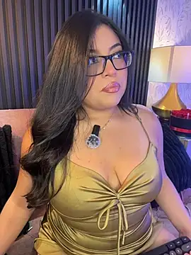 Snapshot of Alexa_Madisson chatting on 8, 7, 2026 Alexa Madisson online show from 8, 7, 2026
