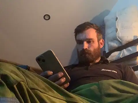 Snapshot of LKC94 chatting on 18, 3, 2025 LKC94 online show from 18, 3, 2025