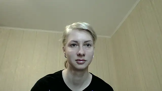Snapshot of _Black-Panther_ chatting on 9, 6, 2026 Black-Panther online show from 9, 6, 2026