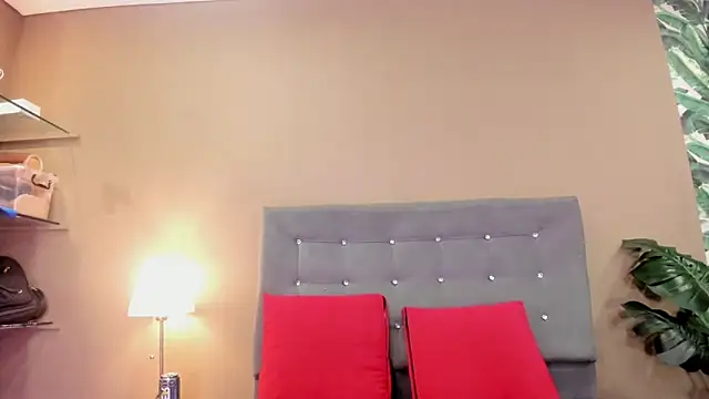 BetsyBennet  online show from 16, 2, 2026