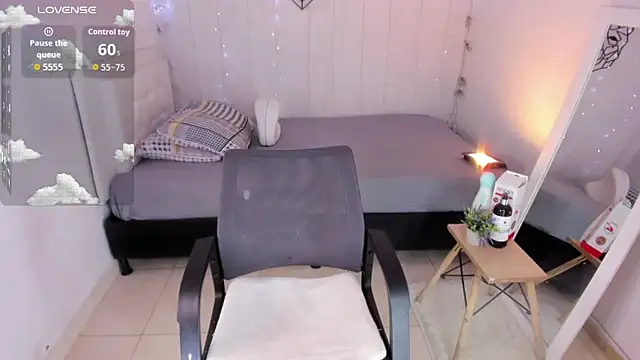 Snapshot of Brithanycullen chatting on 6, 10, 2025 Brithanycullen online show from 6, 10, 2025