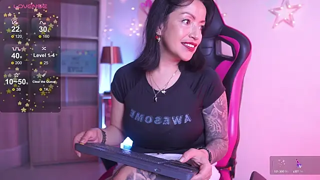 Madison Mayer online show from 6, 10, 2025