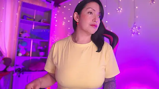 Madison Mayer online show from 20, 4, 2026