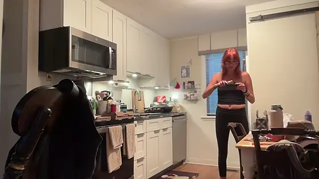 Snapshot of SpaceCowWhore chatting on 28, 7, 2026 SpaceCowWhore online show from 28, 7, 2026