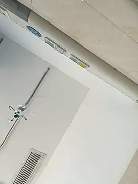 aa520uv online show from 25, 10, 2025