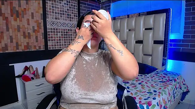 kriss sweetboobs10 online show from 27, 9, 2025