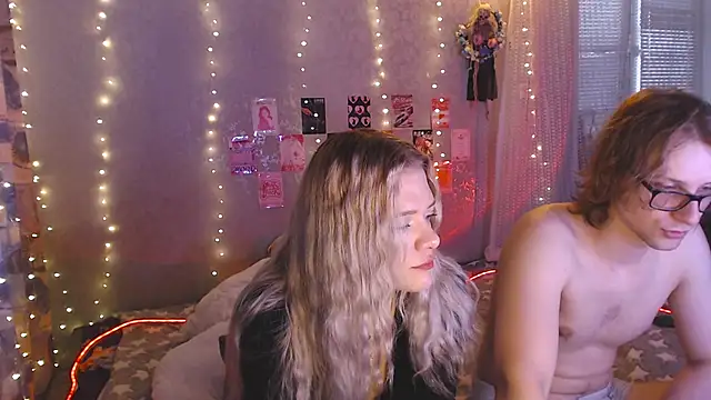 Your Horny Friends online show from 20, 4, 2026