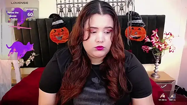 ailyn maury online show from 2, 11, 2025