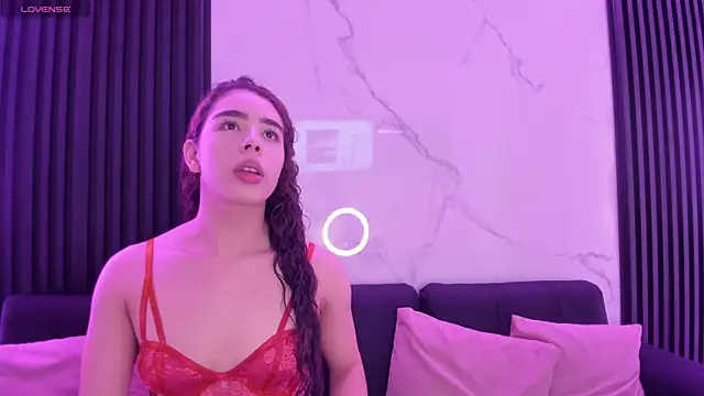 MiaScott5 online show from 23, 10, 2025