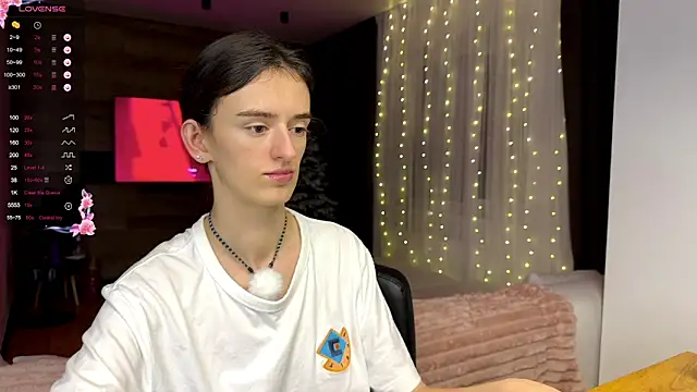 TwinTemptations online show from 2, 12, 2025