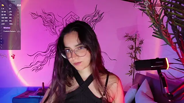 Emmi Roberts online show from 26, 3, 2026