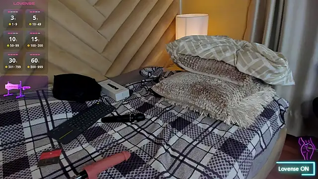 alice kingsley  online show from 20, 11, 2025