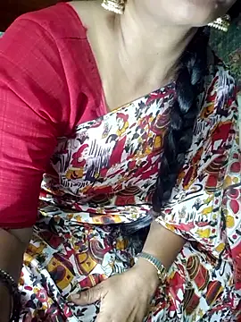 Snapshot of Shalini_telugu09 chatting on 19, 6, 2026 Shalini telugu09 online show from 19, 6, 2026
