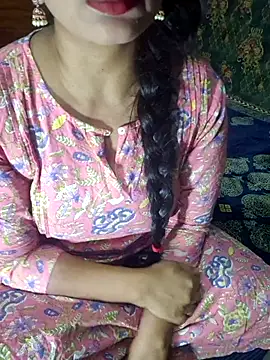Snapshot of Shalini_telugu09 chatting on 10, 7, 2026 Shalini telugu09 online show from 10, 7, 2026