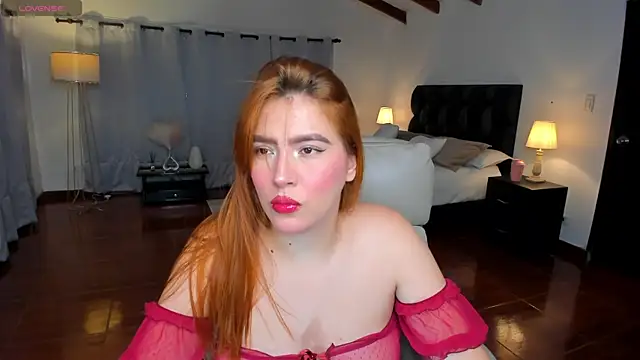 Snapshot of karla_hill_28 chatting on 23, 12, 2025 karla hill 28 online show from 23, 12, 2025