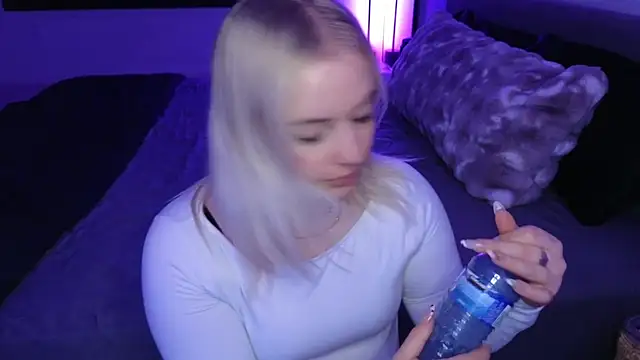 Snapshot of margot_robbie7 chatting on 11, 2, 2026 margot robbie7 online show from 11, 2, 2026