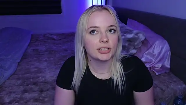 Snapshot of margot_robbie7 chatting on 26, 2, 2026 margot robbie7 online show from 26, 2, 2026