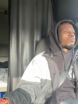 Snapshot of Sir-Tucker chatting on 18, 3, 2025 Sir-Tucker online show from 18, 3, 2025