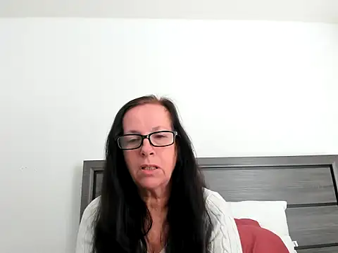 peachgoddess online show from 23, 11, 2025