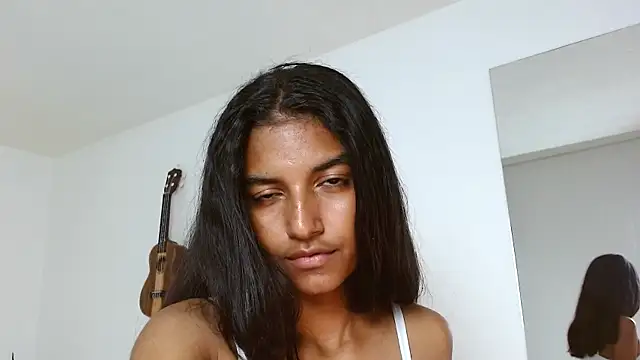 YuliethPetite online show from 16, 3, 2025