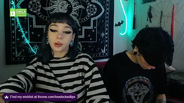 lovelockedlips online show from 9, 11, 2025