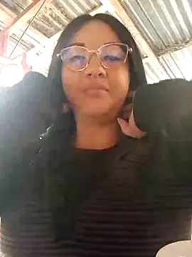 Snapshot of melisamoon_ chatting on 22, 2, 2026 melisamoon online show from 22, 2, 2026