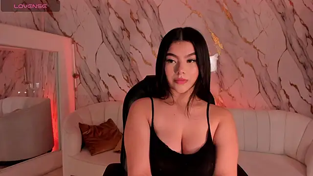 Snapshot of CandaseRussell chatting on 22, 12, 2025 CandaseRussell online show from 22, 12, 2025