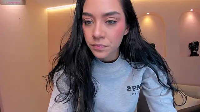 Snapshot of AmaliaCrus chatting on 30, 4, 2026 AmaliaCrus online show from 30, 4, 2026