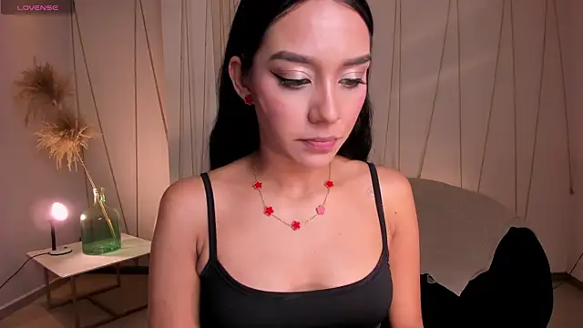 Snapshot of AmaliaCrus chatting on 23, 6, 2026 AmaliaCrus online show from 23, 6, 2026