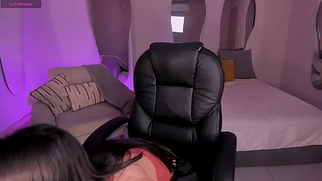 LarisaSmirnov online show from 4, 12, 2025