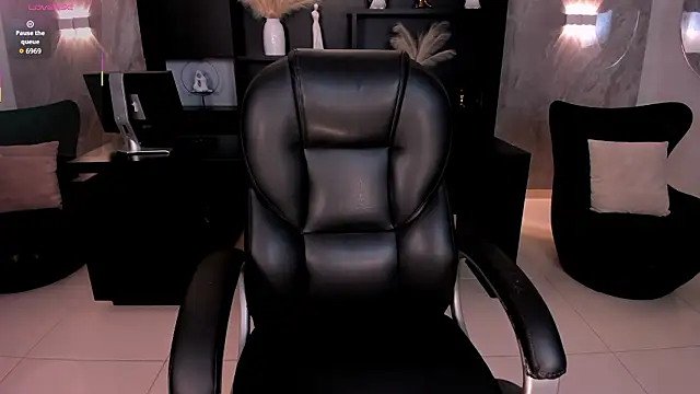 Snapshot of LarisaSmirnov chatting on 17, 1, 2026 LarisaSmirnov online show from 17, 1, 2026