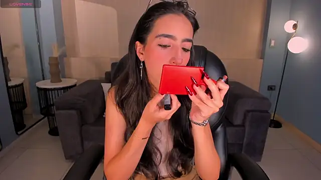 Snapshot of LarisaSmirnov chatting on 14, 2, 2026 LarisaSmirnov online show from 14, 2, 2026