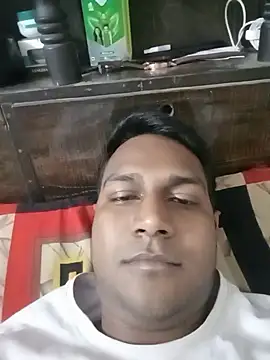 Snapshot of vikesh05 chatting on 7, 11, 2025 vikesh05 online show from 7, 11, 2025