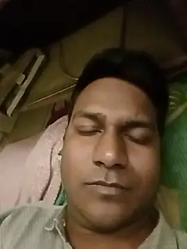 Snapshot of vikesh05 chatting on 22, 11, 2025 vikesh05 online show from 22, 11, 2025