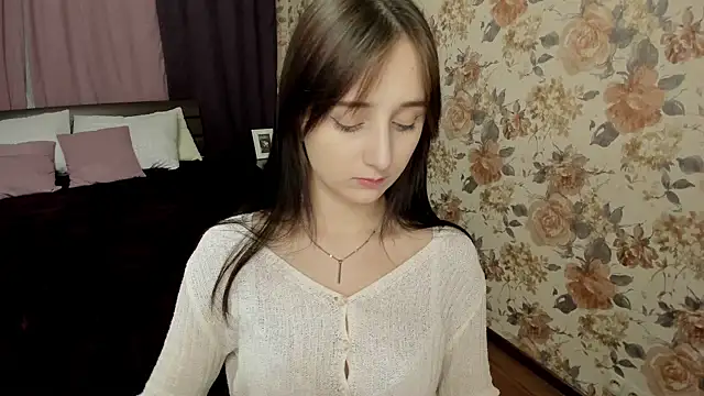 Snapshot of JulietMonli chatting on 18, 10, 2025 JulietMonli online show from 18, 10, 2025