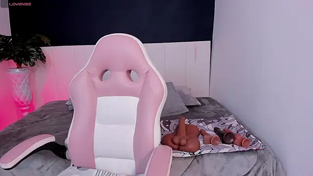 loress ass mature online show from 12, 3, 2026