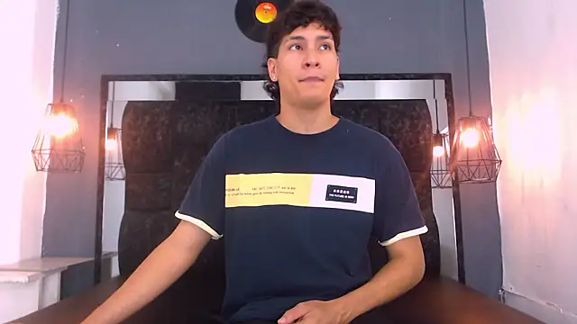 Jhojan twink online show from 25, 3, 2026