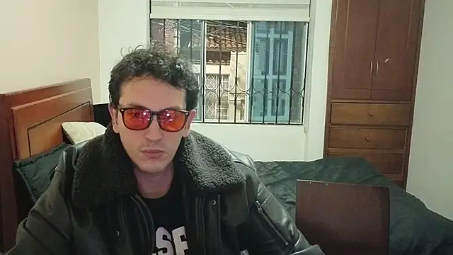 Snapshot of hardaftercum chatting on 5, 6, 2026 hardaftercum online show from 5, 6, 2026