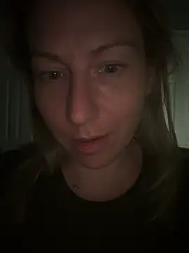 LittleMsMILF online show from 7, 4, 2026