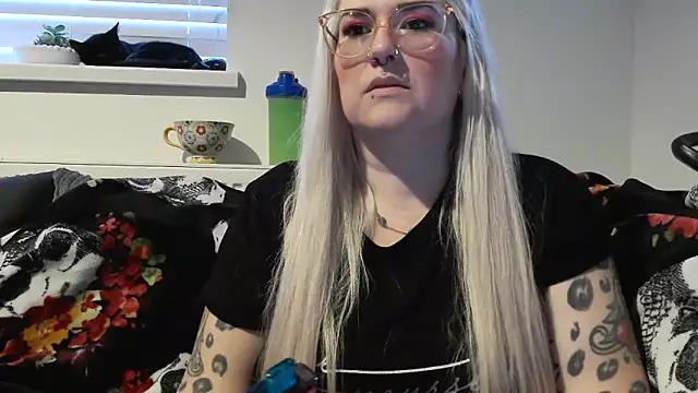 Sizzling Indie36 online show from 28, 9, 2025