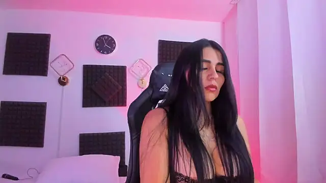 hannarusso online show from 1, 12, 2025