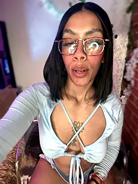 Snapshot of Fiorella-Bossh chatting on 11, 9, 2025 Fiorella-Bossh online show from 11, 9, 2025